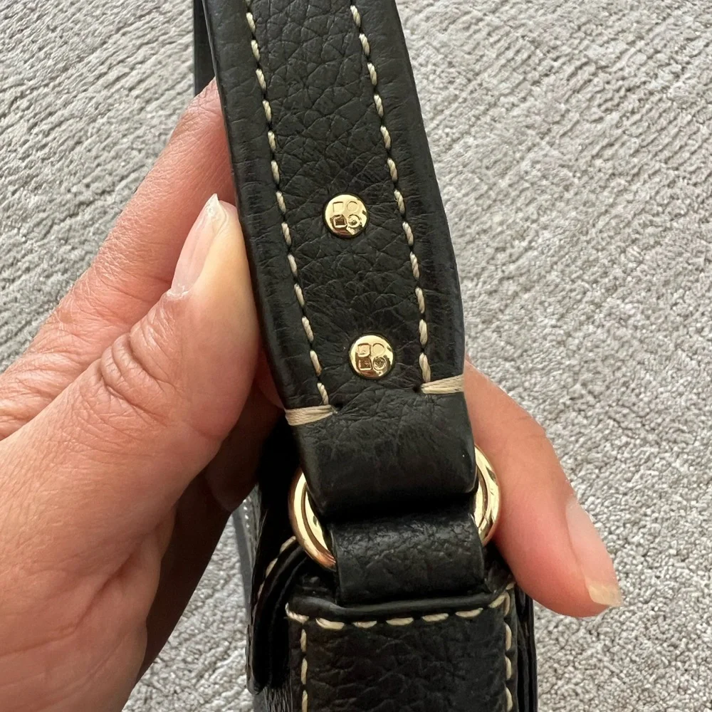 Kate Spade Black Leather Shoulder Bag with Contrast Stitching